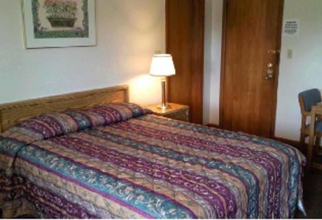 Colonial Inn Mercer-Grove City Rom bilde