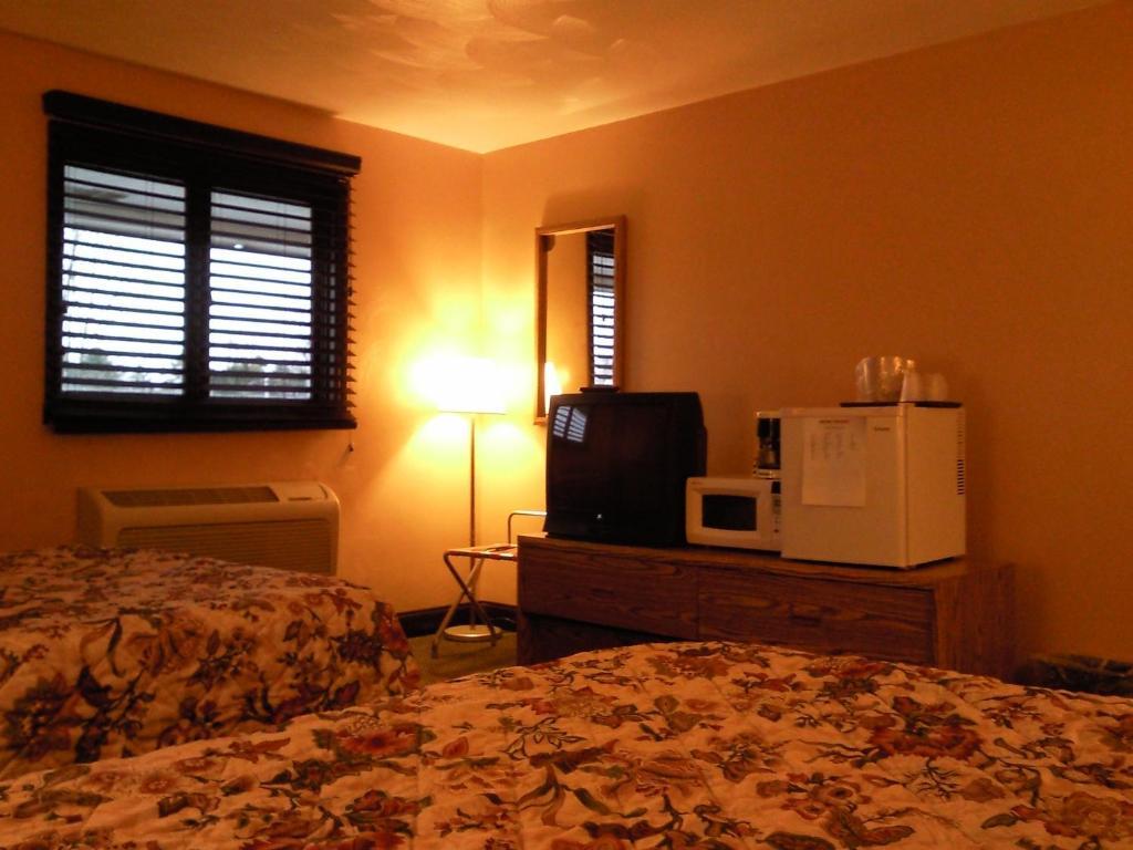 Colonial Inn Mercer-Grove City Rom bilde