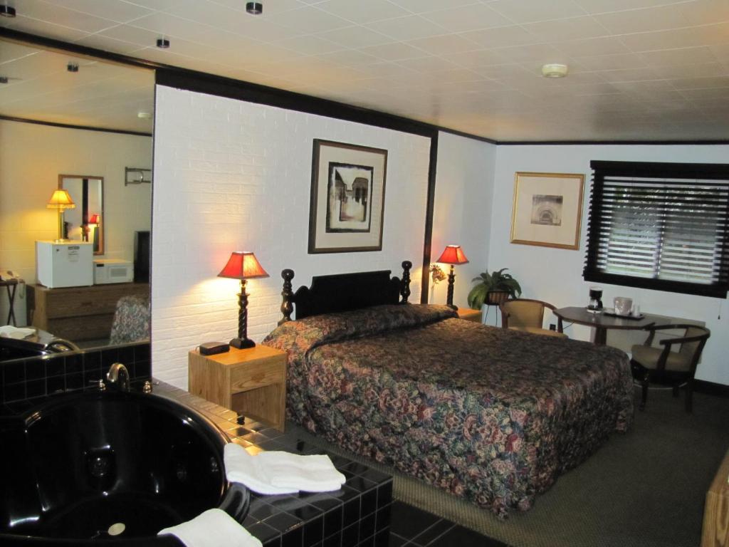 Colonial Inn Mercer-Grove City Rom bilde